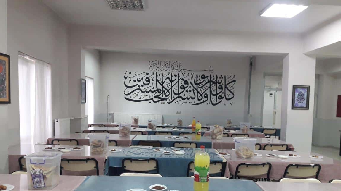 12.Sınıf öğrencilerimiz ile iftar programında bir araya geldik